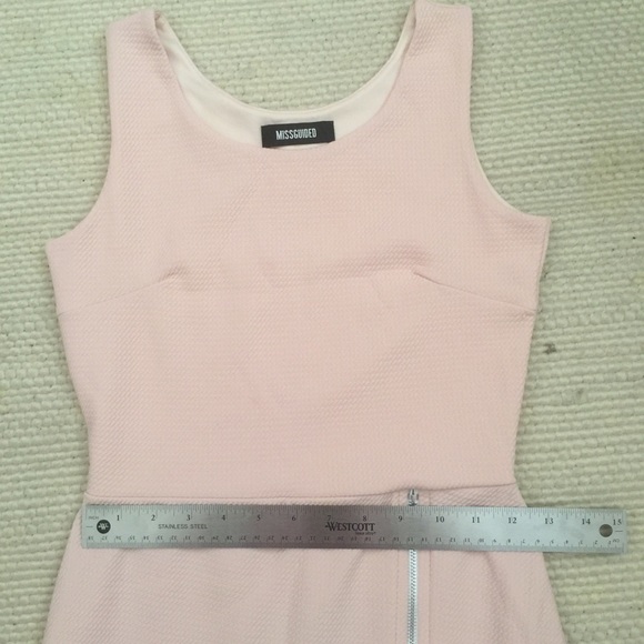 👗 MISSGUIDED dress - Picture 3 of 4